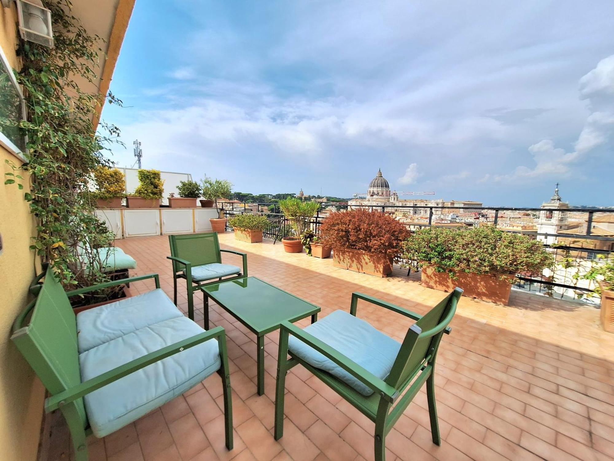 Delmirani'S Book Apartments - Vatican View Рим Экстерьер фото