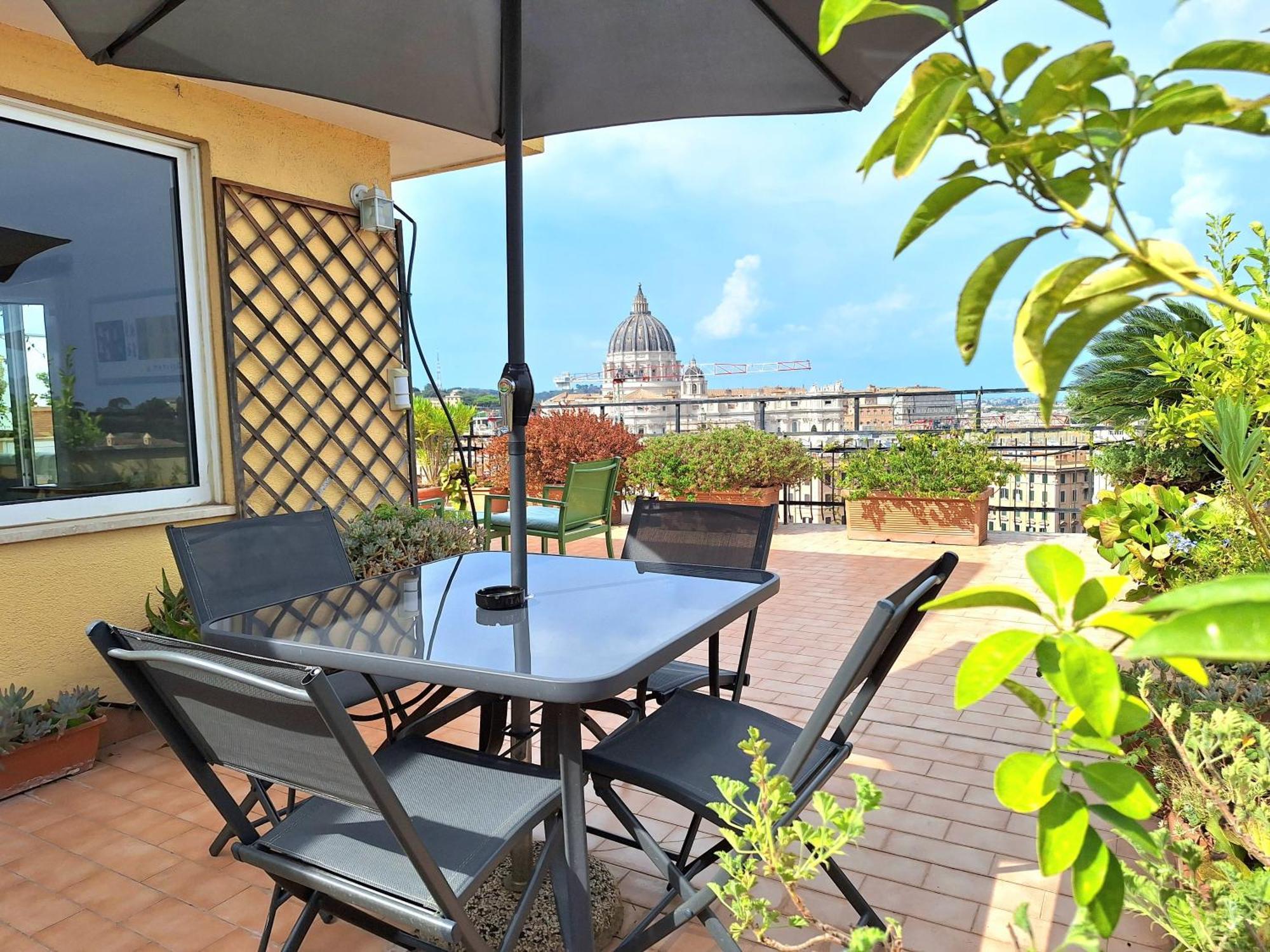 Delmirani'S Book Apartments - Vatican View Рим Экстерьер фото